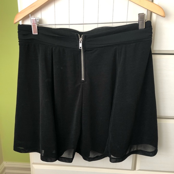 Black Pleated Skirt - Picture 2 of 3